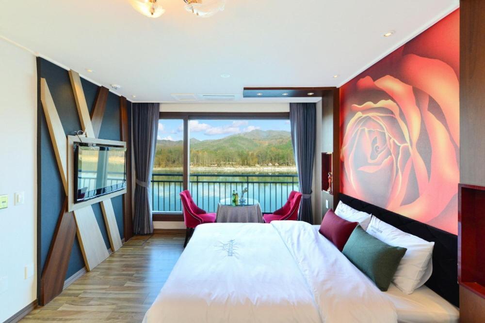 Moonlight Blue Pension Gapyeong Εξωτερικό φωτογραφία