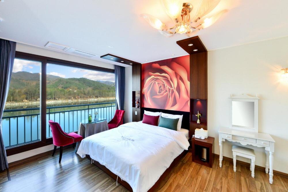 Moonlight Blue Pension Gapyeong Εξωτερικό φωτογραφία