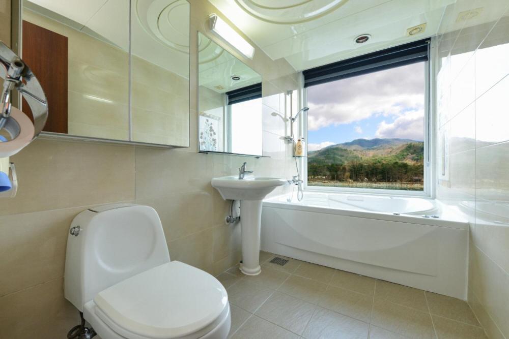 Moonlight Blue Pension Gapyeong Εξωτερικό φωτογραφία