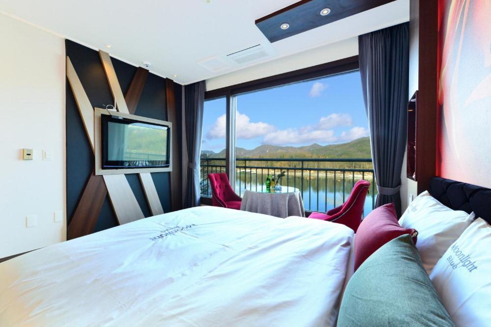 Moonlight Blue Pension Gapyeong Εξωτερικό φωτογραφία