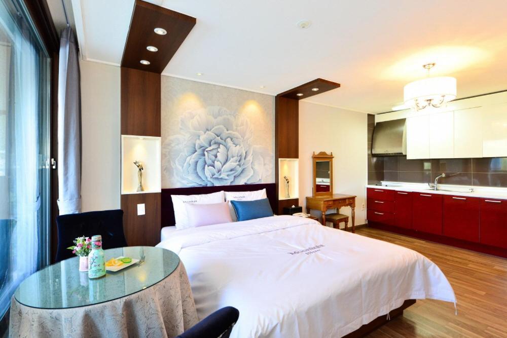Moonlight Blue Pension Gapyeong Εξωτερικό φωτογραφία